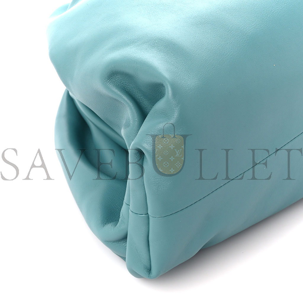 bo*te*ga Ve*ne*ta smooth butter calf the pouch oversized clutch linoleum (38*22*8cm)