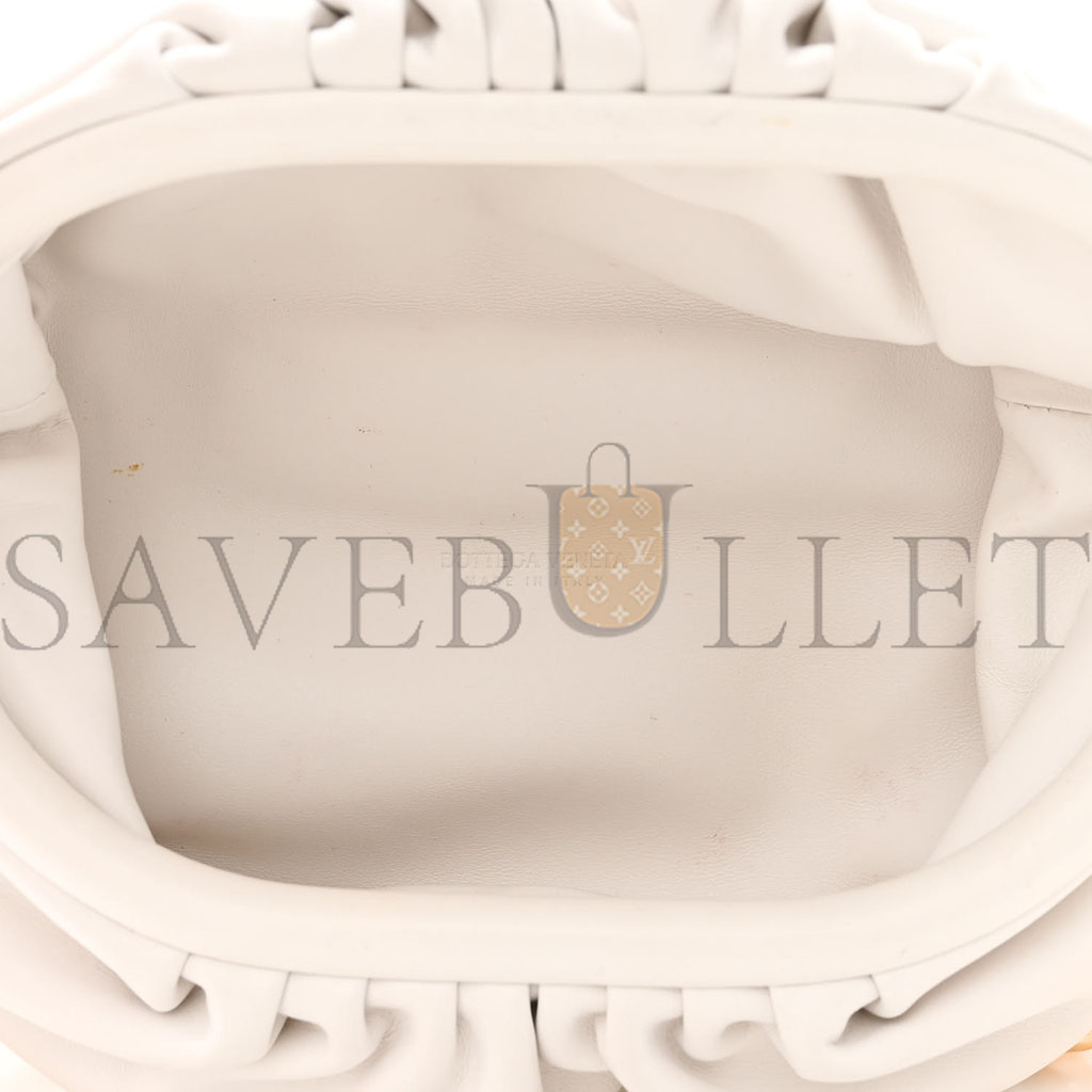 bo*te*ga Ve*ne*ta nappa the belt chain pouch chalk (24*14*7cm)