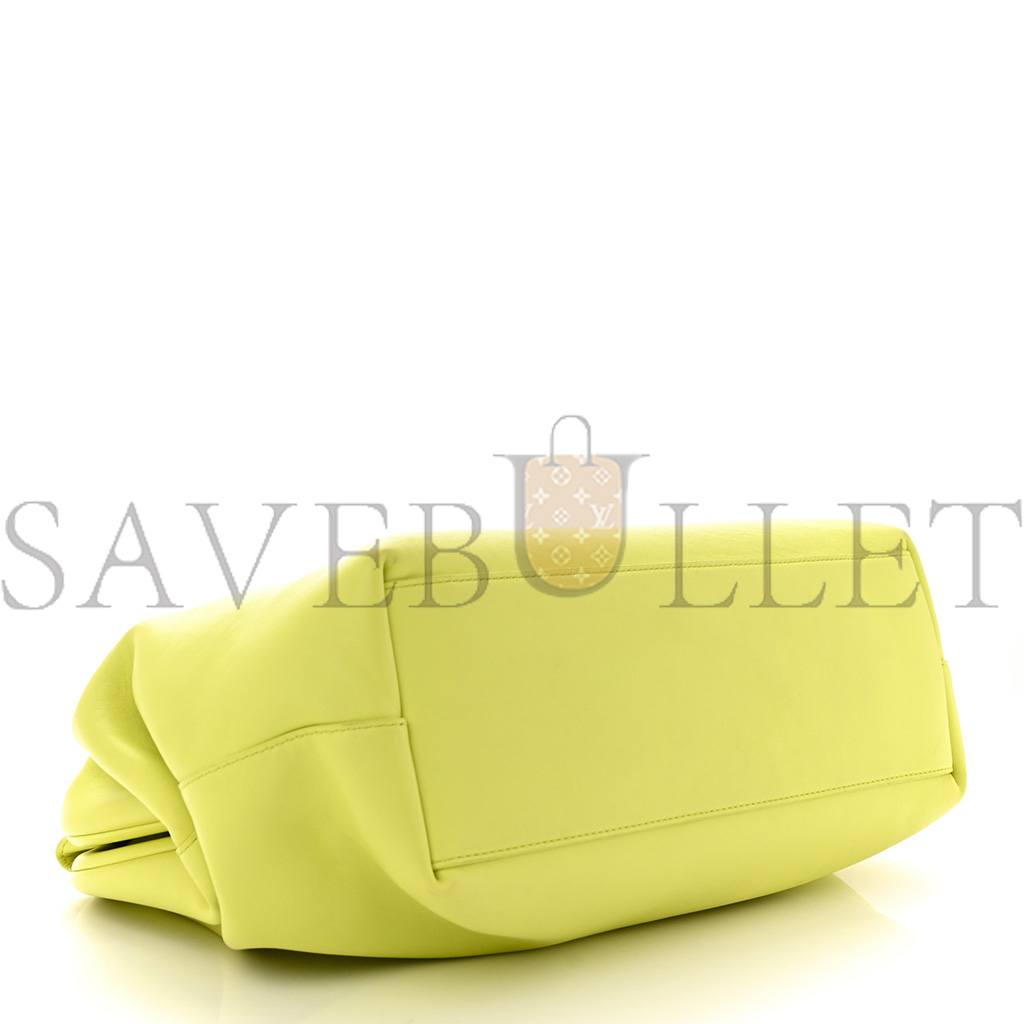 bo*te*ga Ve*ne*ta calfskin medium the point triangle bag seagrass (32*23*11cm)