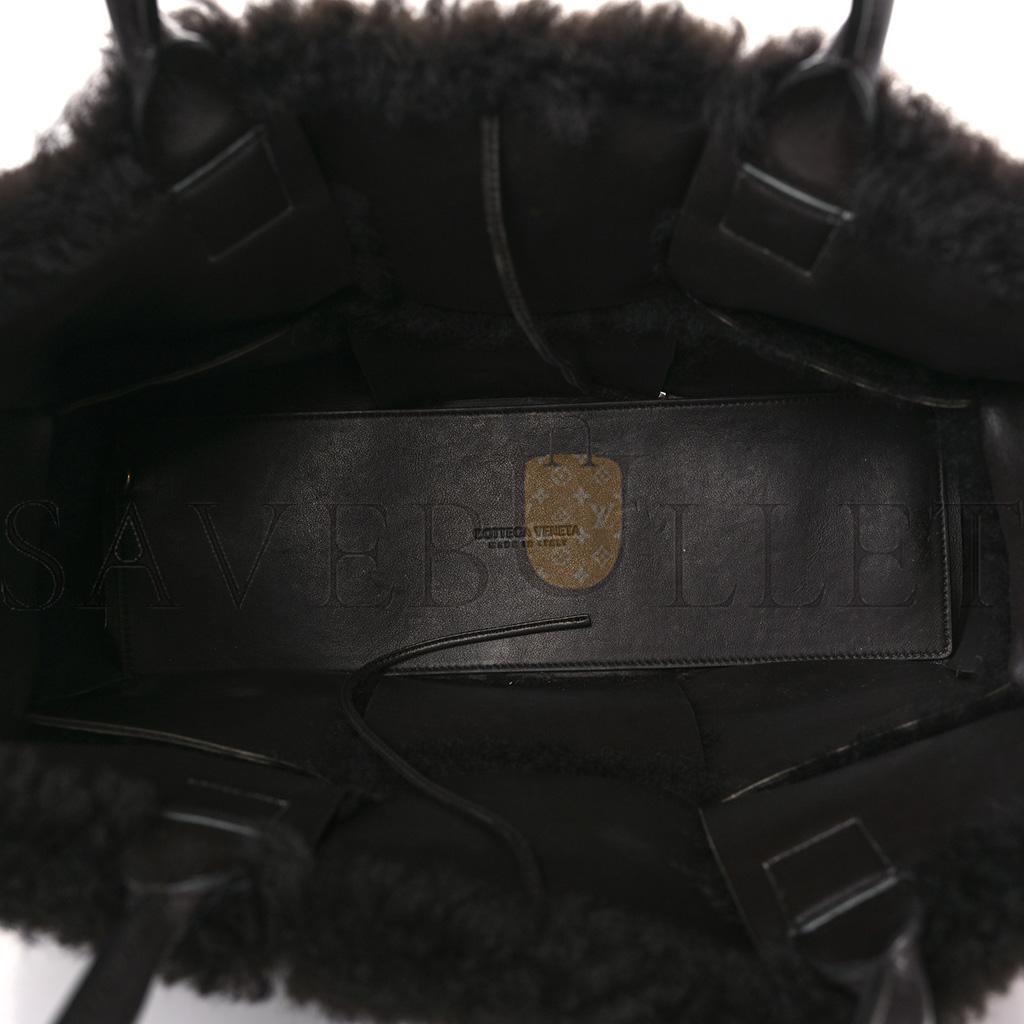 bo*te*ga Ve*ne*ta shearling intrecciato arco tote fondant (38*25*17cm)