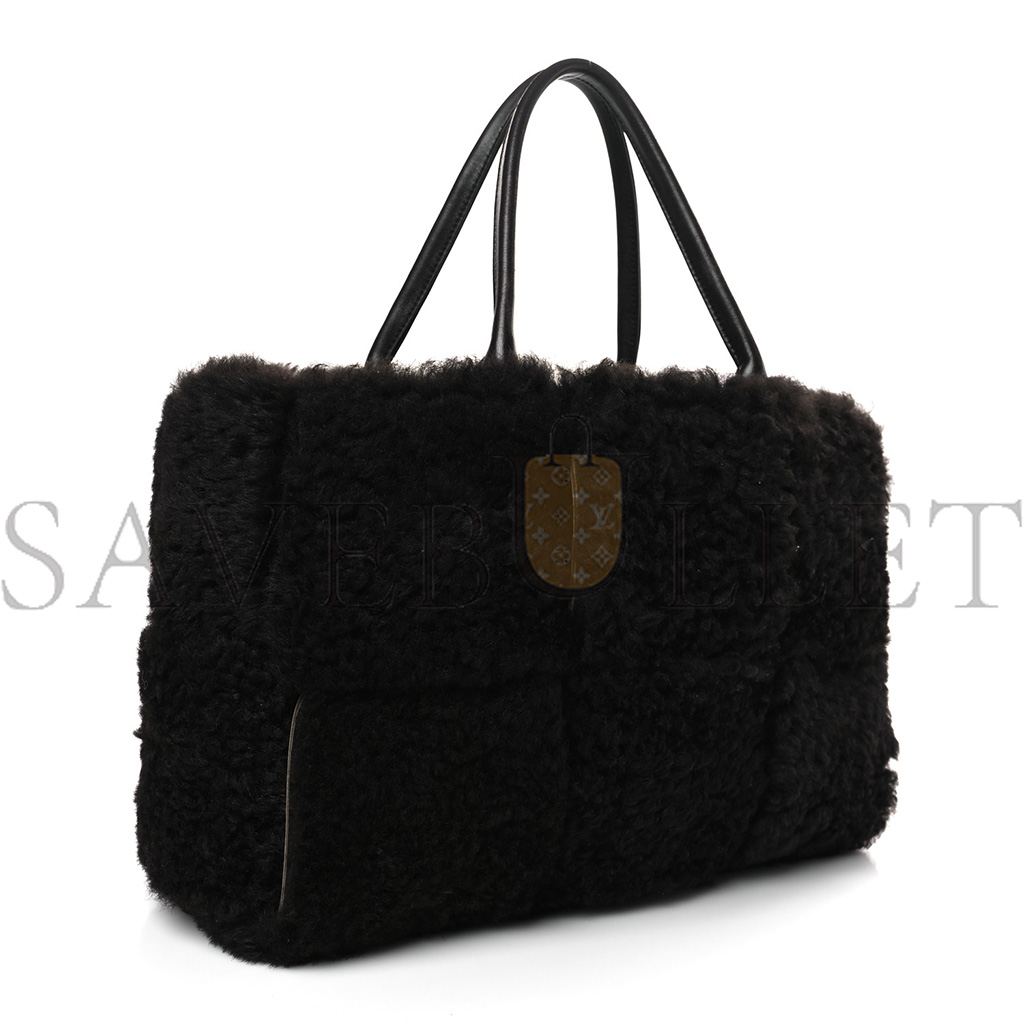 bo*te*ga Ve*ne*ta shearling intrecciato arco tote fondant (38*25*17cm)