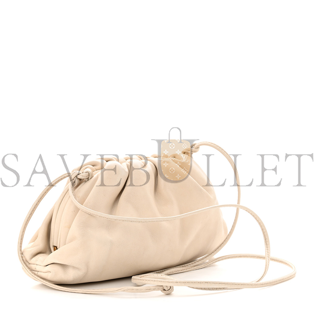 bo*te*ga Ve*ne*ta butter calfskin the mini pouch mist (22*11*9cm)