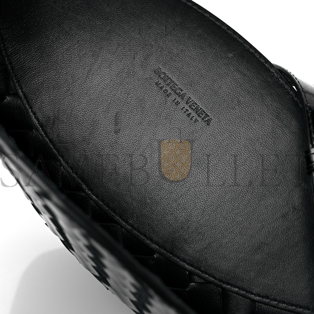 bo*te*ga Ve*ne*ta patent intrecciato shoulder bag black (32*21cm)