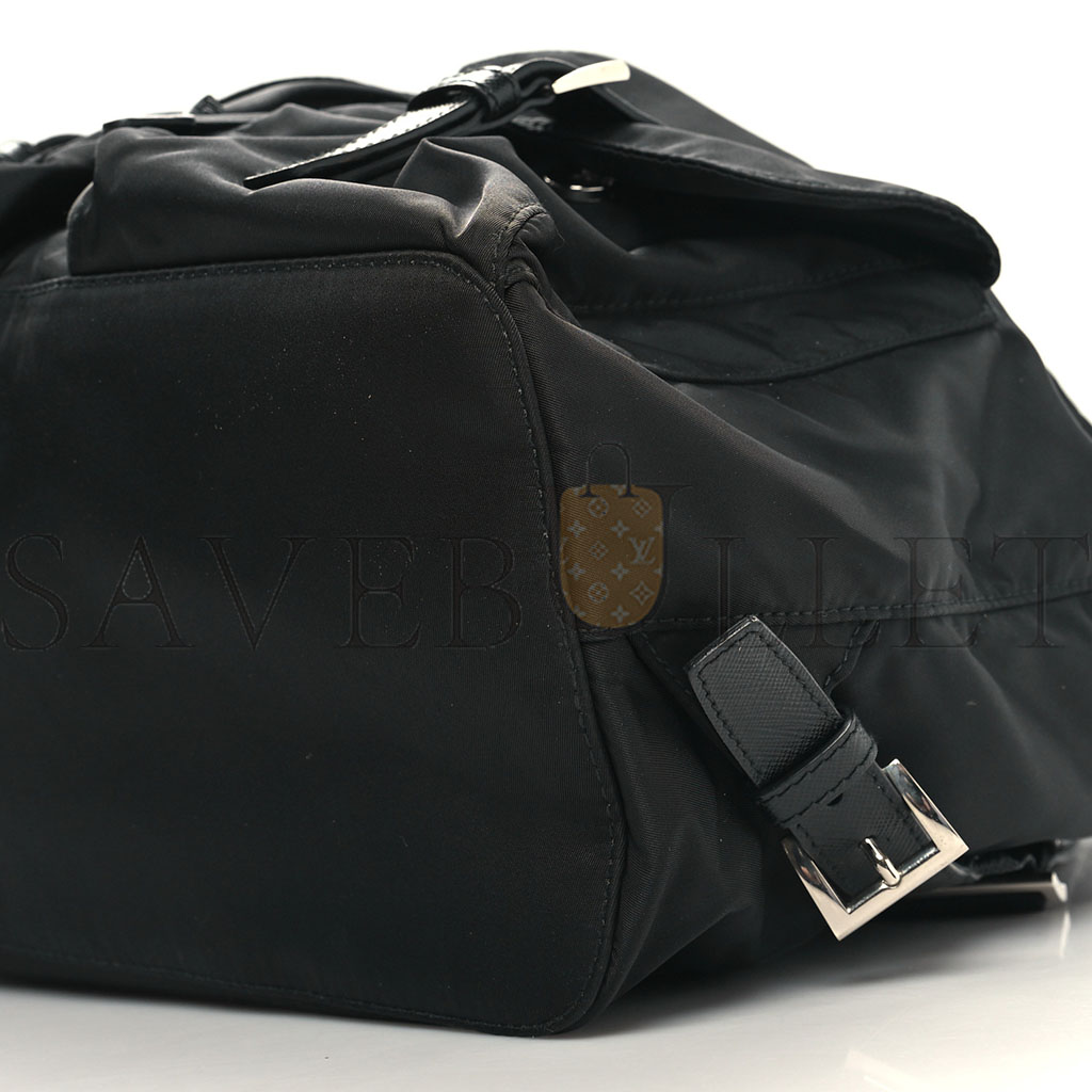 Pra*a re-nylon tessuto saffiano medium backpack black (29*28*15cm)