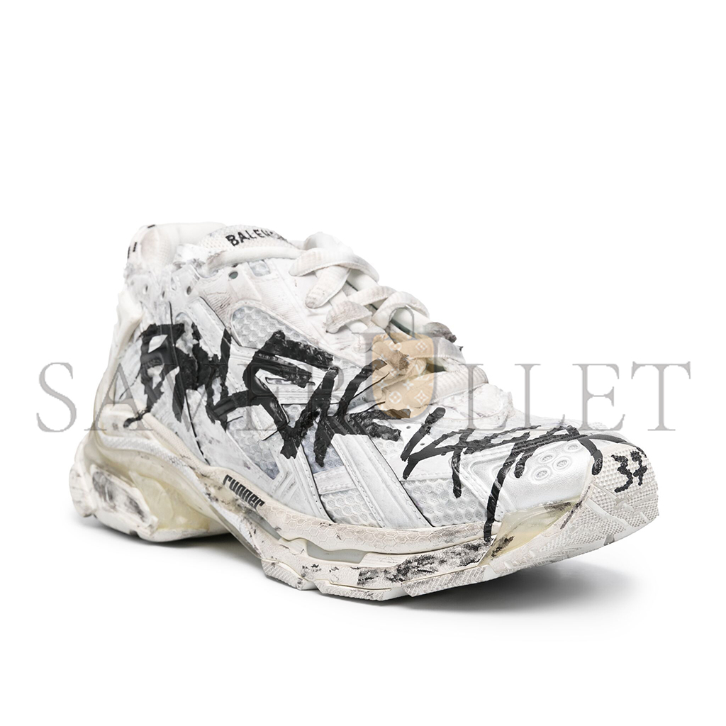 Ba*len*cia*ga runner graffiti sneakers 677402w3rbq9010