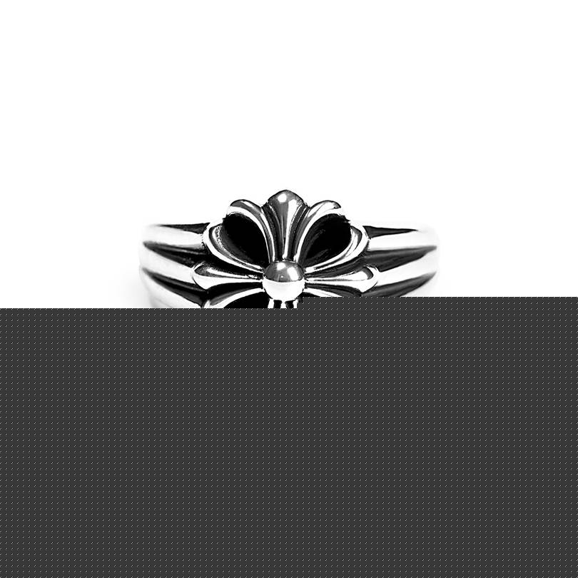 Ch**me He**ts ch plus signet ring