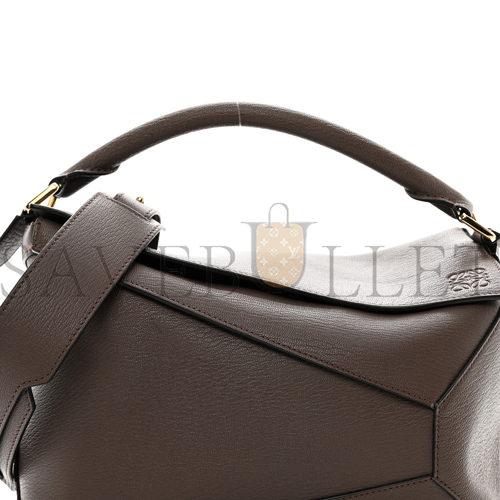 l*ew* goatskin medium puzzle edge bag taupe (29*19.5*14cm)