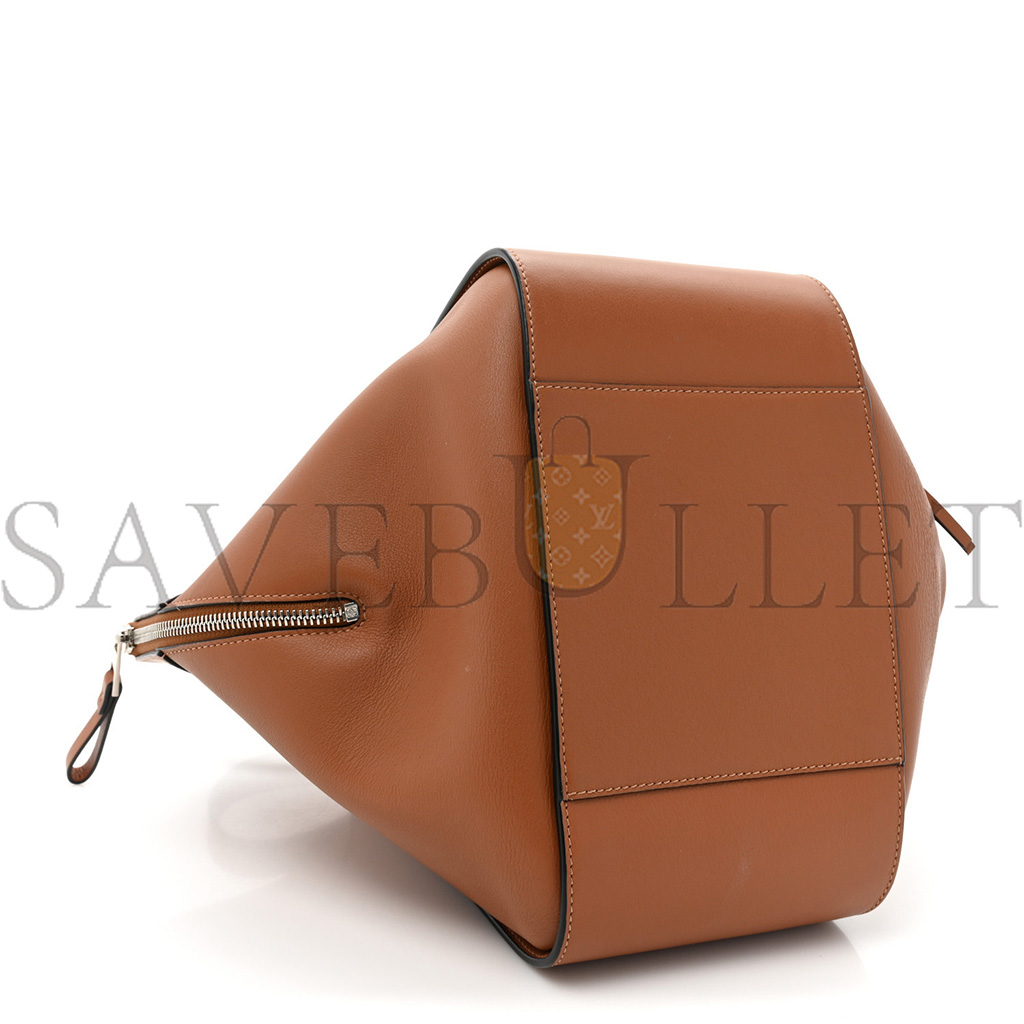 l*ew* calfskin small hammock shoulder bag tan (30*25*13.5cm)