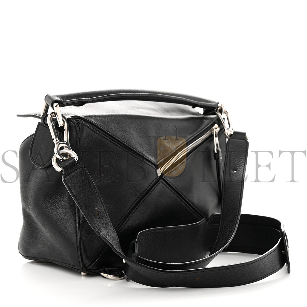 l*ew* calfskin small puzzle bag black (24*16.5*10.5cm)