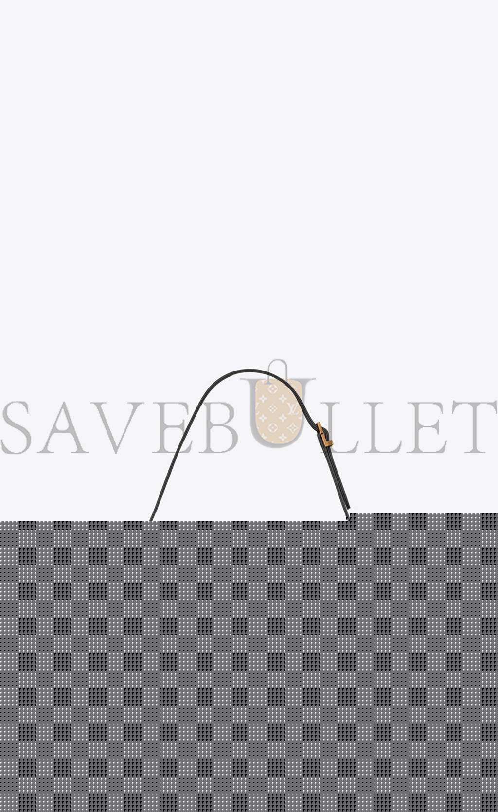 Y*L le 5 a 7 in smooth leather 6572282r20w1112 (23*16*6.5cm)