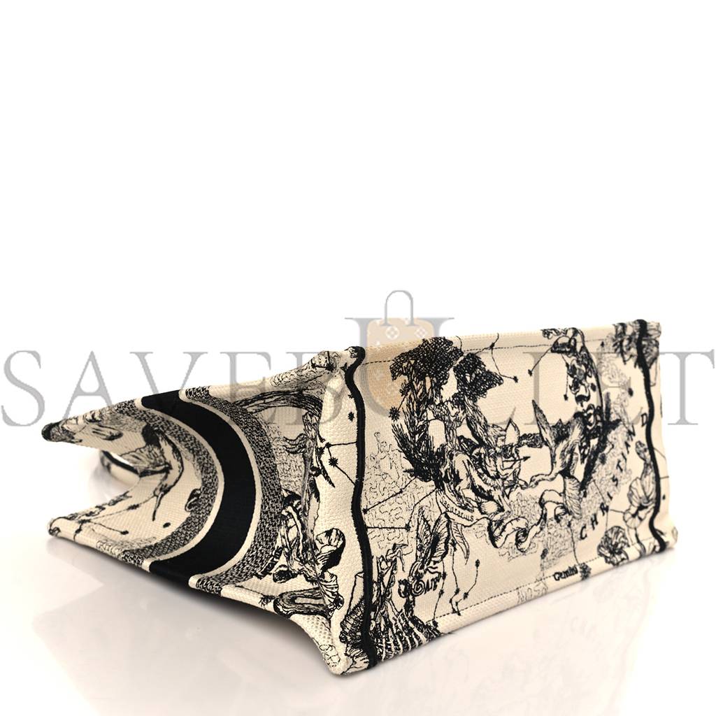 D*or canvas zodiac toile de jouy embroidered medium book latte (36*27*17.1cm)